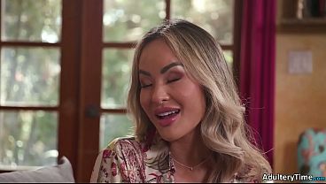 Victor Ray Has Brand New Asian Stepmom Linda Lan Suck His Fat Cock